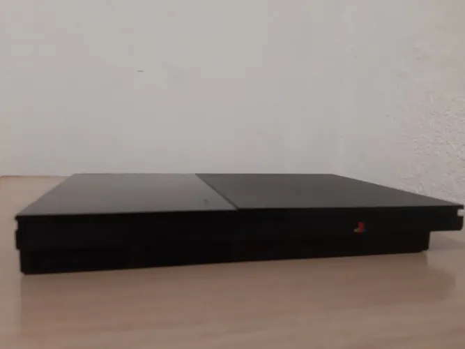 PlayStation 2 Slim Destravado + Controle Sem Fio + Cabos