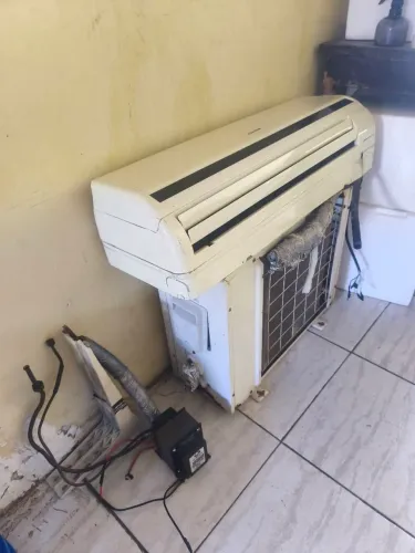Ar condicionado 