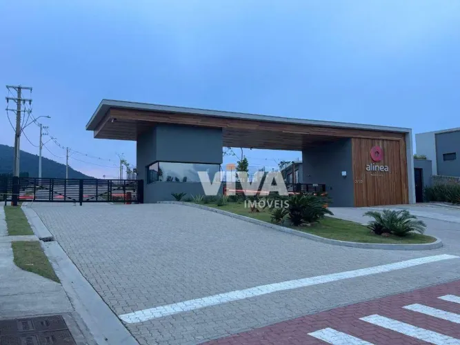 Terreno à venda, 243 m² por R$ 450.000 - Rio do Meio - Itajaí/SC