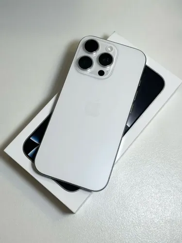 iPhone 16 Pro 126 GB