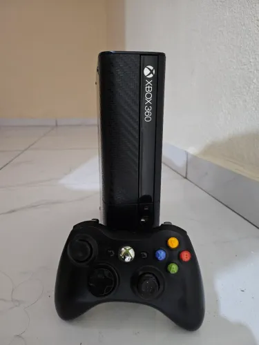 Xbox 360-Super Slim