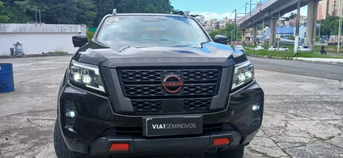 Nissan Frontier Pro4x CD 4X4 2.3 Bi-TB Die. AUT 2025