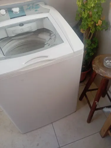 Máquina de lavar GE 13 kilos funcionando porém não tá sentrifugando valor 300.00