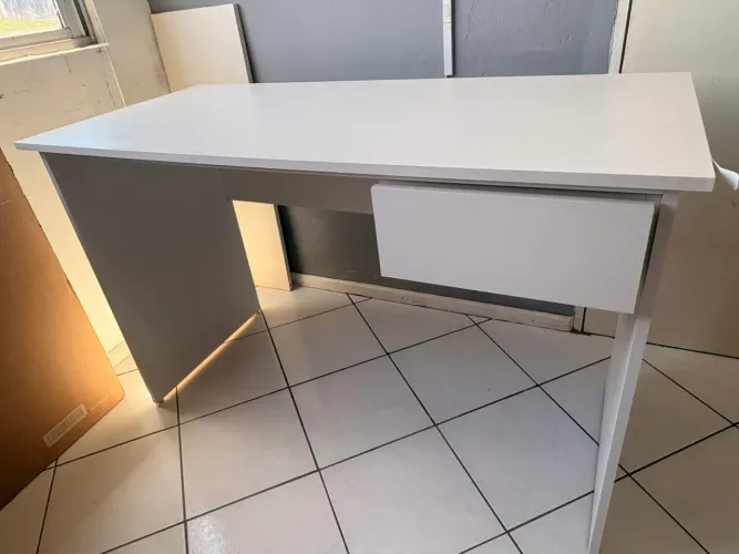 Escrivaninha mesa para escritório 