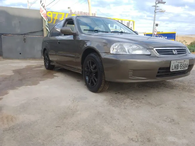 Honda Civic Sedan LX 1.6 16V Mec. 4P 2000
