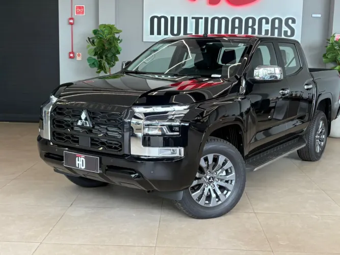 Mitsubishi TRITON HPE-S 2.4 CD 4X4 TB Diesel Aut. 2027