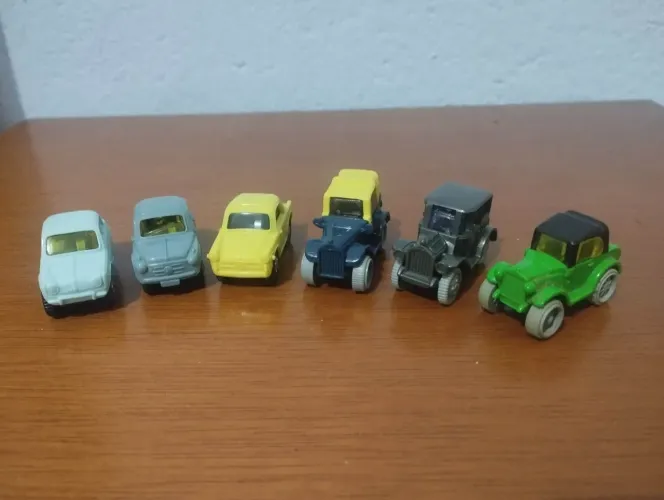 Lote carrinhos Kinder ovo anos 90