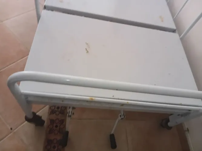 Vendo Cama Hospitalar 2Estágios Toda Boa