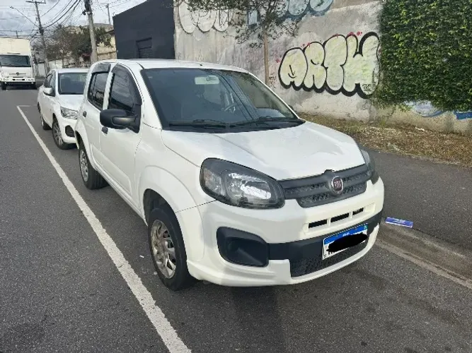 Fiat Uno Attractive 1.0 EVO Fire Flex 8V 5P 2021