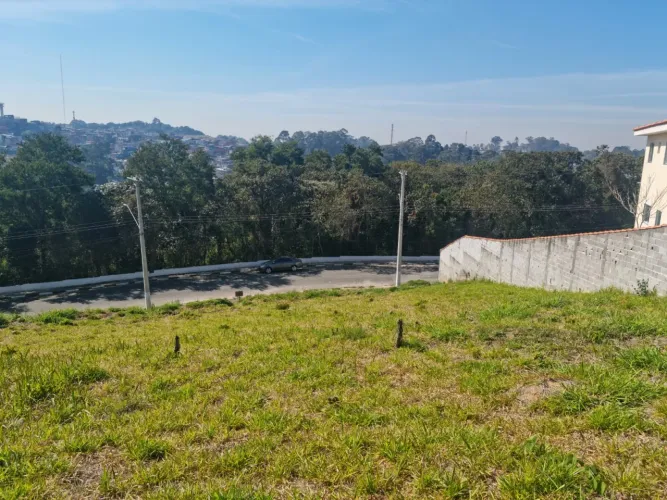 Terreno à vendano Jardim Ângela ( Zona Sul) com 1.475M²