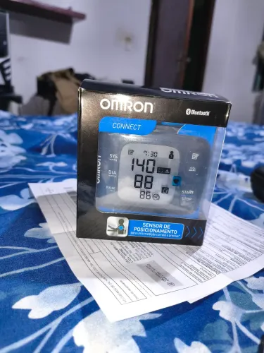 Aparelho de pressão com bluetooth Omron