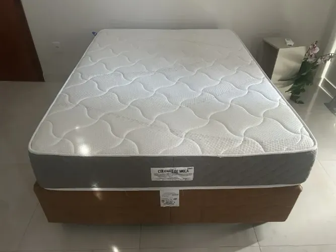 Cama box + Colchão (Seminovos)