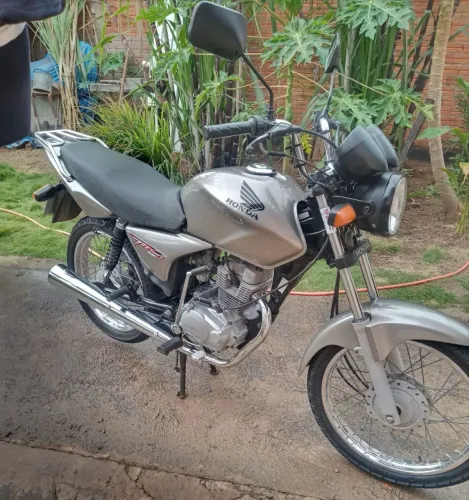 Vendo moto Honda Titan Cg 150