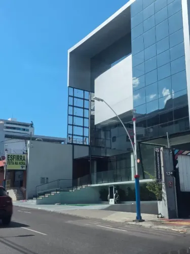 PRÉDIO COMERCIAL EXCLUSIVO EM MANAUS, NOSSA SENHORA DAS GRAÇAS, 5 ANDARES, SUBSOLO