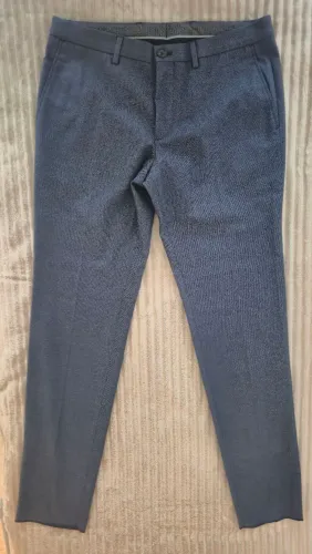 CALÇA HUGO BOSS NOVA COM ETIQUETA