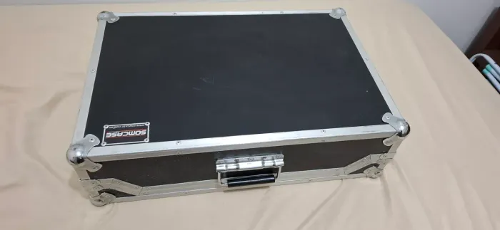 Hard Case Somcase p/ Controladora Pioneer DDJ-400 c/ Plataforma Notebook