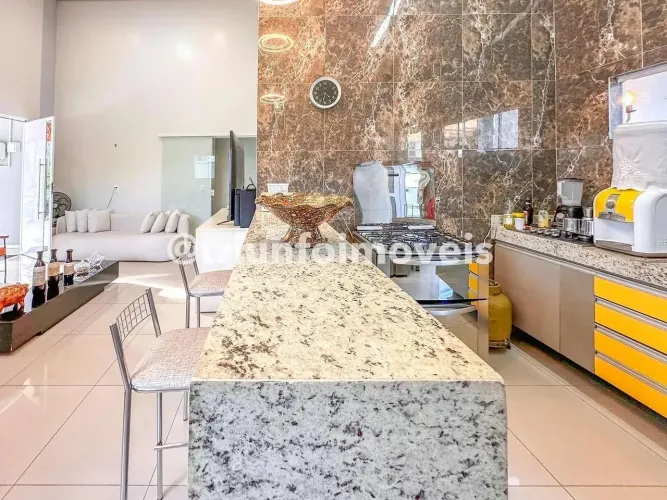 Casa Térrea em condomínio com 3 quartos a venda em Timon