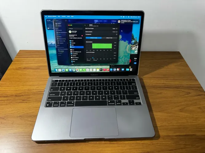 MacBook M1 excelente estado de conservação