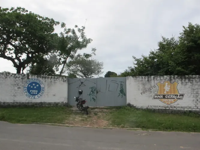 Lote/Terreno para aluguel com 13800 metros quadrados em Ancuri - Fortaleza - CE
