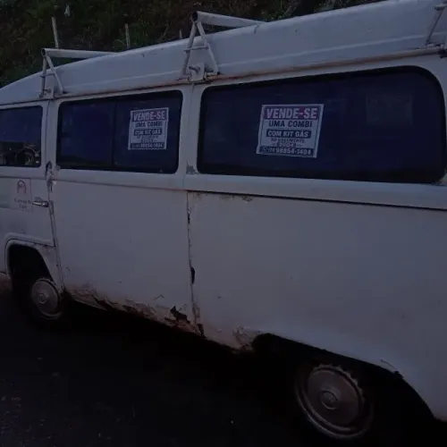 Volkswagen Kombi Standard/ Luxo/ Serie Prata 2004