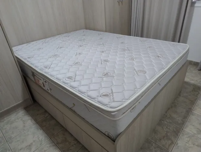 colchão casal Castor, modelo Hotel Collection Fire Retardant Double Face Pocket,