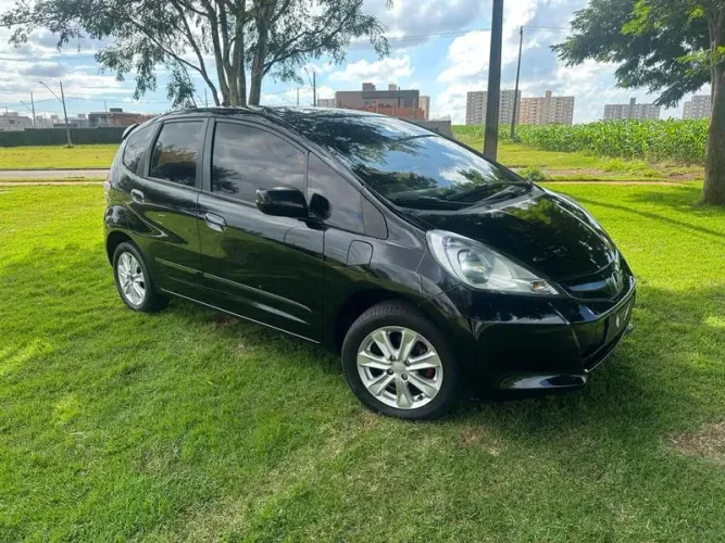 Honda Fit LX 1.4/ 1.4 Flex 8v/16v 5P Aut. 2014