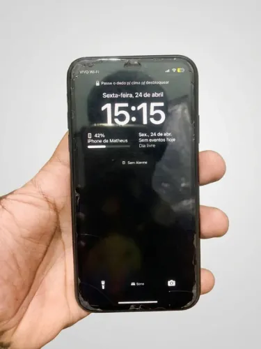 Iphone xr preto 64gb pra sair logo