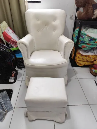 Cadeira de amamentação e balanço 