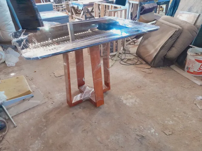 Mesa de jantar laqueada preta