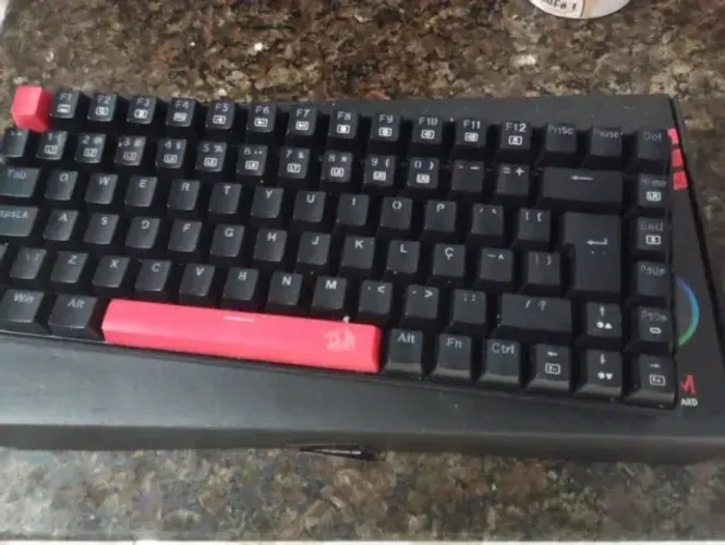 Teclado Mecânico Reddragon Phantom 75% (NOVO)