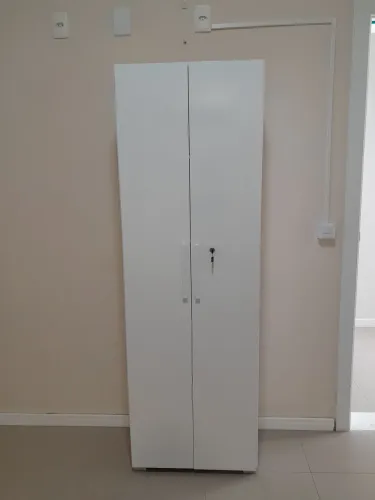 Armario com porta