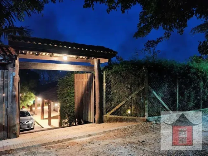 Casa com 2 dormitórios para alugar, 90 m² por R$ 2.600,00/mês - Piedade - Piedade/SP