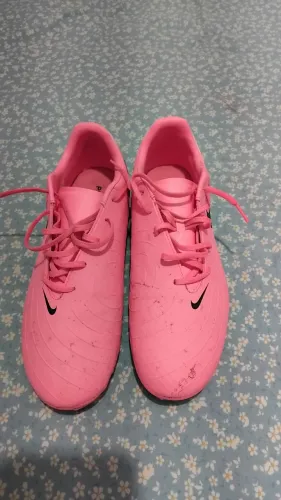 Chuteira nike phanton 43 forma pequena,calça 42 ,muito conservada,original