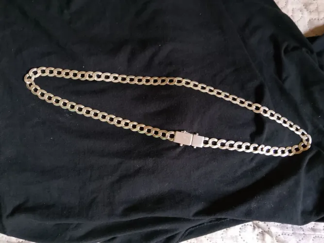 Cordão de prata
