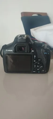 Máquina fotográfica Canon T6 pouco tempo de uso 