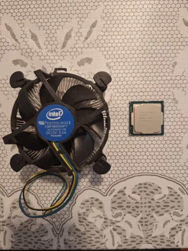 Processador Intel i3-9100f + cooler original