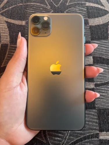 iPhone 11 Pro Max 64GB - 89% bateria - Face ID OK
