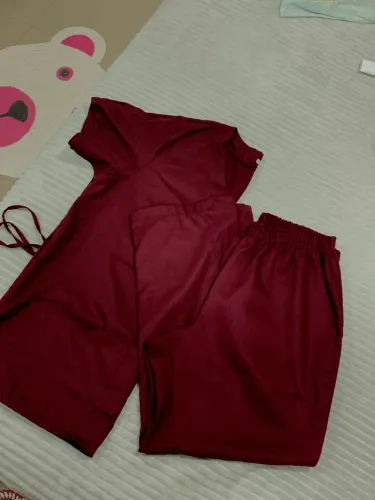 Pijama cirúrgico scrub bordo