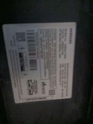 Vendo televisão 50  polegadas parada nunca mexida Samsung  NAO ESTÁ FUNCIONANDO. 