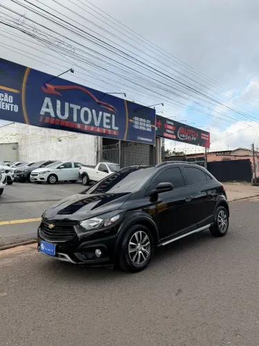 Chevrolet Onix Activ 1.4 8V Flex Aut. 4P 2018