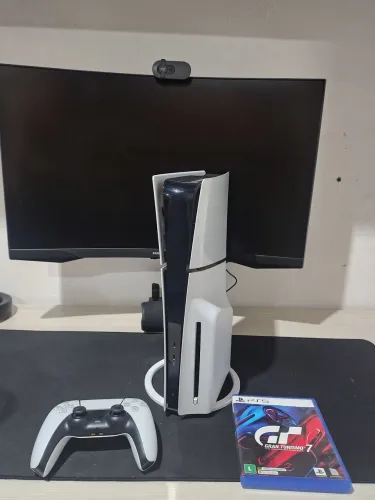 PS5 SLIM MÍDIA FISICA 1 CONTROLE