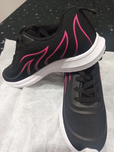 Tênis feminino N 38 