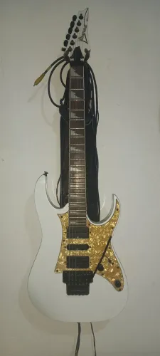 Guitarra ibanez RG 350 DX