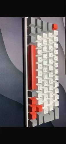 Teclado mecânico PCyes