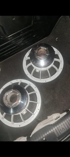 Vendo par de autofalante de 15 polegadas 