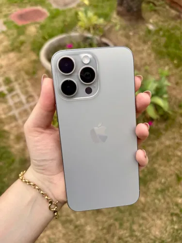 iPhone 15 Pro Max Titânio 256GB | Bateria 100%