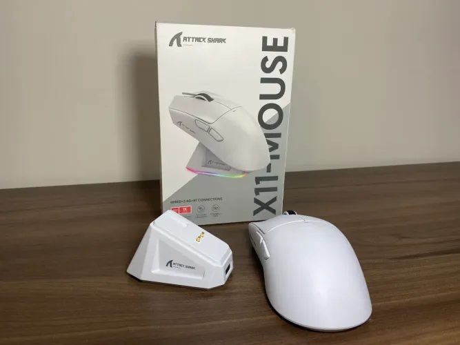 ? Mouse Gamer Attack Shark X11 Branco Novo na Caixa - R$ 180