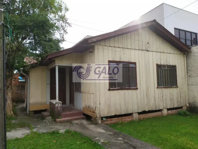 Casa para Locação em Curitiba, Água Verde, 2 dormitórios, 1 banheiro
