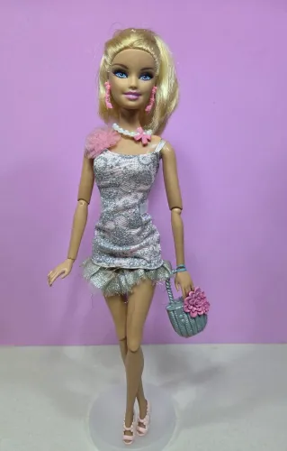 Barbie fashionista