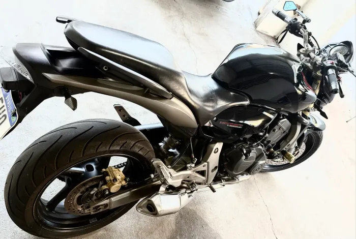 Cb 600f Hornet 2009 preta